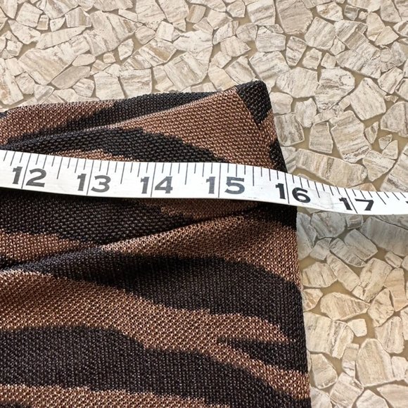 Stunning Zebra striped ZARA set copper Lurex sparkle runs through the pant & top - Picture 8 of 10